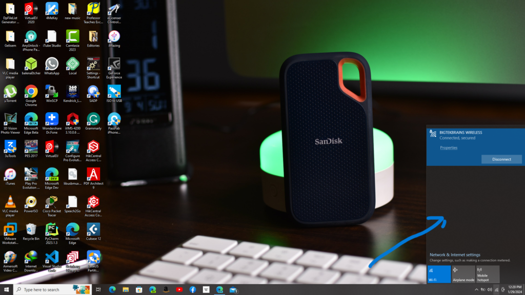 connect laptop to phone's hotspot